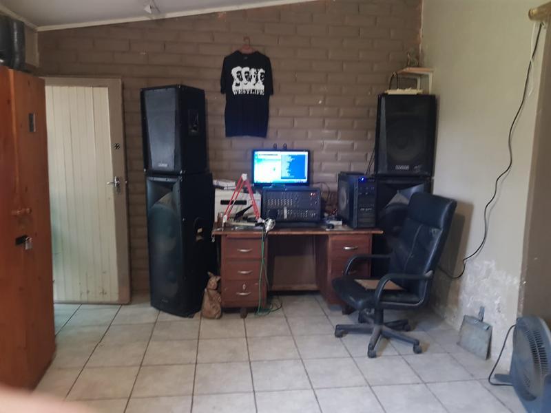 To Let 0 Bedroom Property for Rent in Verkeerdevlei Free State